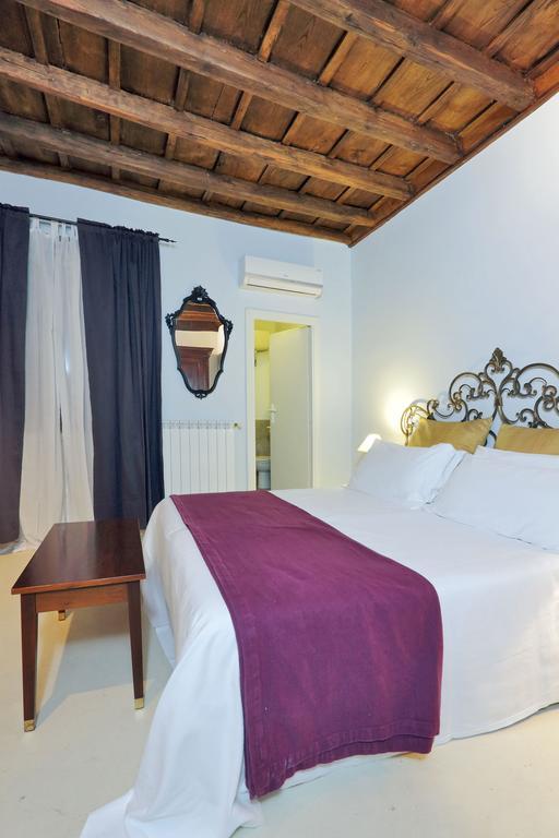Sangallo Rooms - Residenze Romanae Room photo